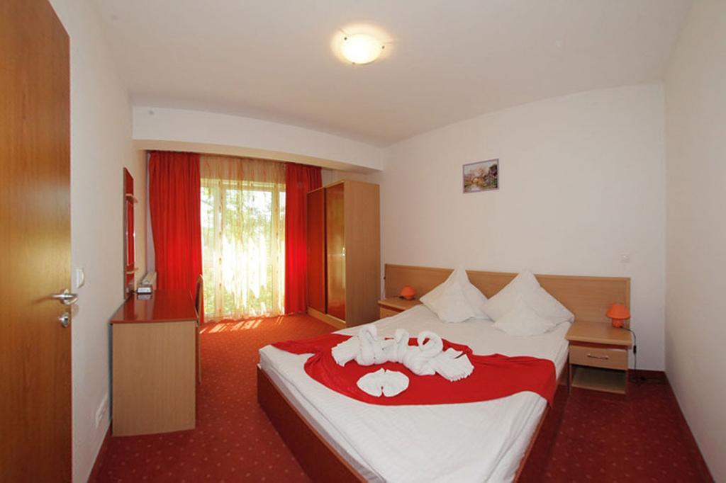 Hotel International Băile Herculane المظهر الخارجي الصورة